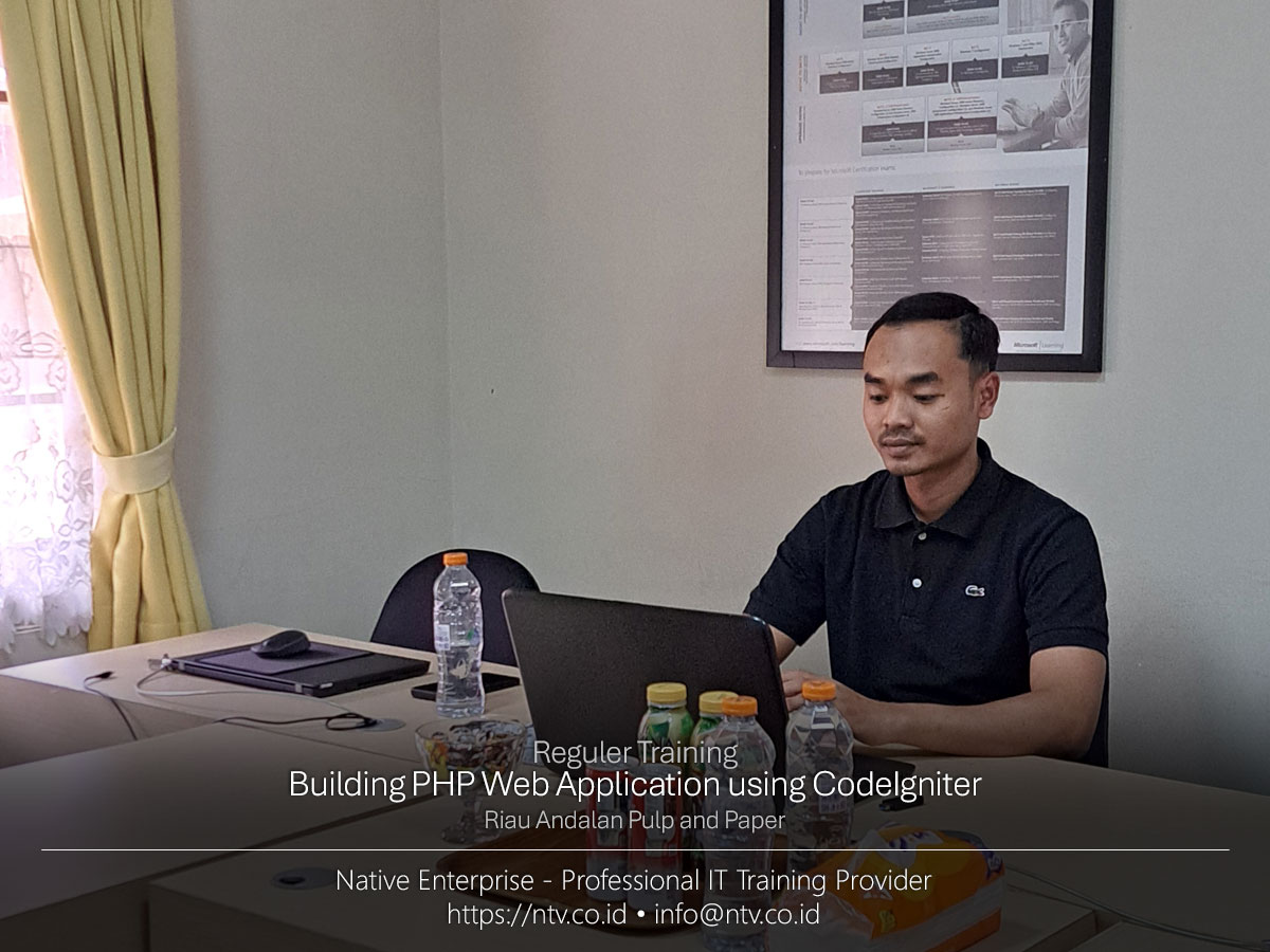 Building PHP Web Application using CodeIgniter Training bersama PT RAPP